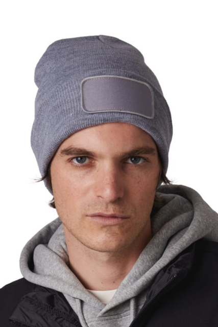 KP895 BEANIE WITH PATCH