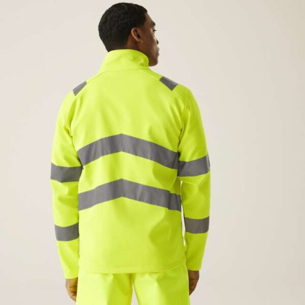 Regatta RETRA712 HI-VIS PRO CONTRACT ABLAZE 2 LAYER SOFTSHELL JAKNA (CLASS 3) - Slika 3